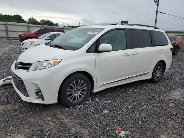 5TDYZ3DCXJS957359 2018 TOYOTA SIENNA - Image 1