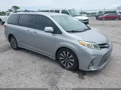 5TDYZ3DCXJS957944 2018 TOYOTA SIENNA