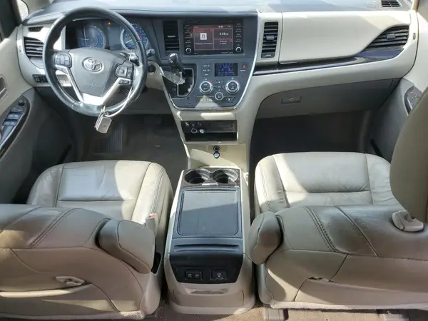 5TDYZ3DCXJS958284 2018 TOYOTA SIENNA - Image 8