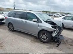 5TDYZ3DCXJS963453 2018 TOYOTA SIENNA