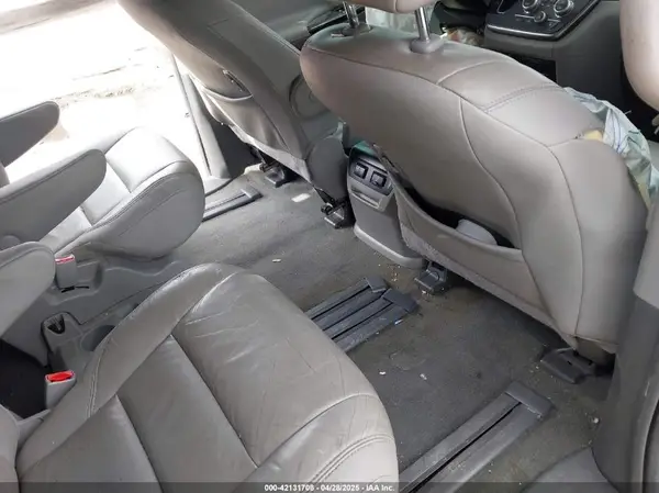 5TDYZ3DCXJS963453 2018 TOYOTA SIENNA - Image 8