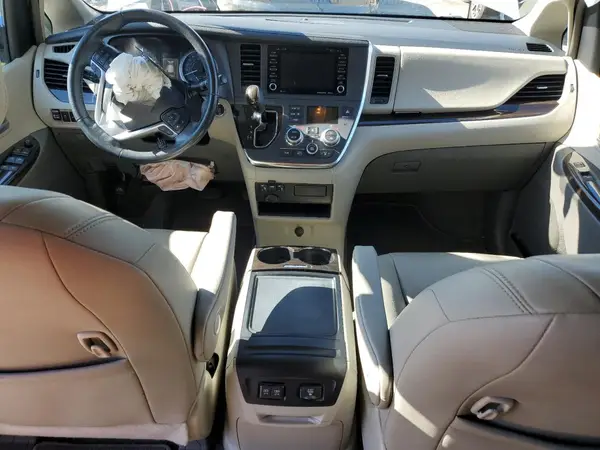 5TDYZ3DCXKS002062 2019 TOYOTA SIENNA - Image 8
