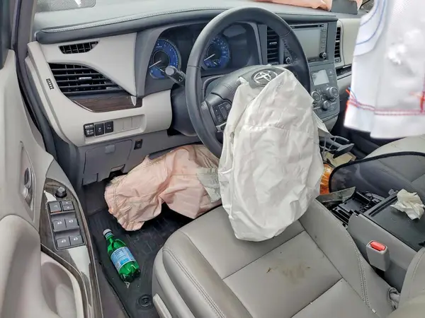 5TDYZ3DCXKS004930 2019 TOYOTA SIENNA - Image 8
