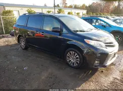 5TDYZ3DCXKS009142 2019 TOYOTA SIENNA