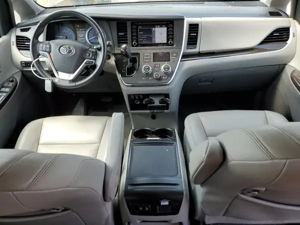 5TDYZ3DCXKS012879 2019 TOYOTA SIENNA - Image 8