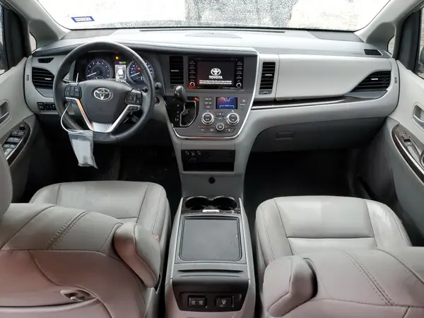 5TDYZ3DCXKS967942 2019 TOYOTA SIENNA - Image 8