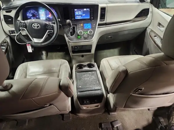 5TDYZ3DCXKS973143 2019 TOYOTA SIENNA - Image 8