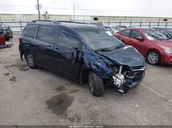 5TDYZ3DCXKS978598 2019 TOYOTA SIENNA