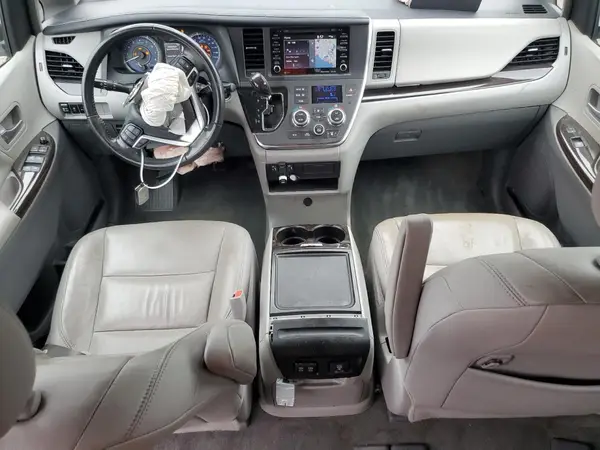 5TDYZ3DCXKS978732 2019 TOYOTA SIENNA - Image 8