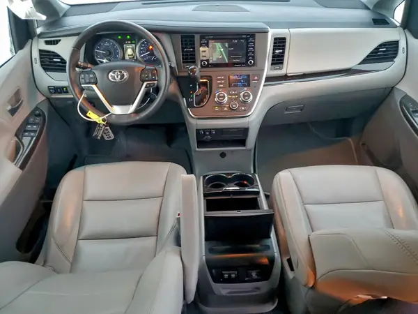 5TDYZ3DCXKS994669 2019 TOYOTA SIENNA - Image 8