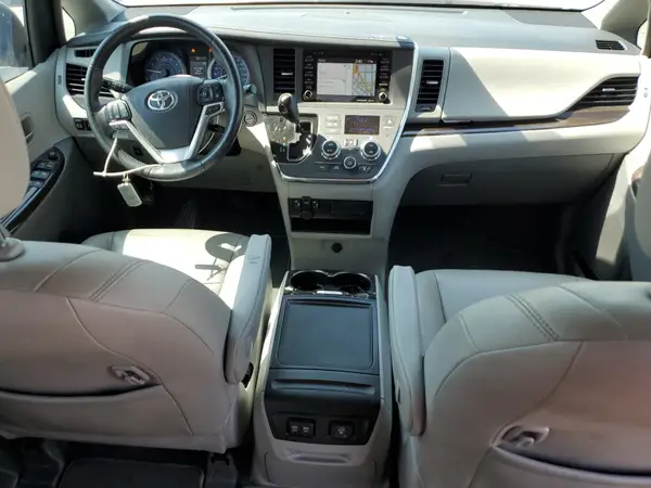 5TDYZ3DCXKS997992 2019 TOYOTA SIENNA - Image 8
