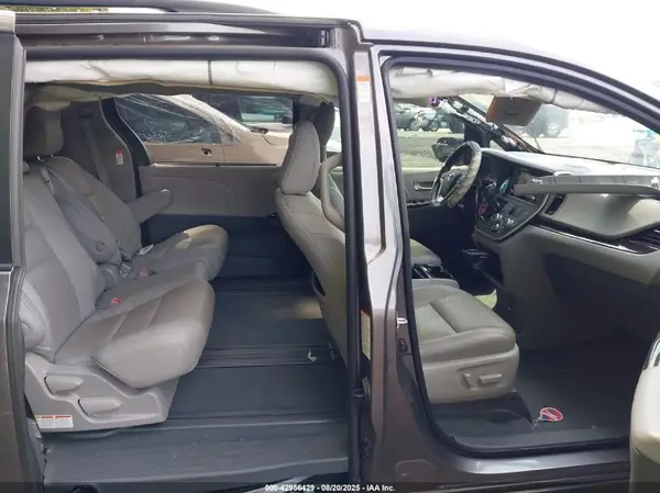 5TDYZ3DCXLS035158 2020 TOYOTA SIENNA - Image 8