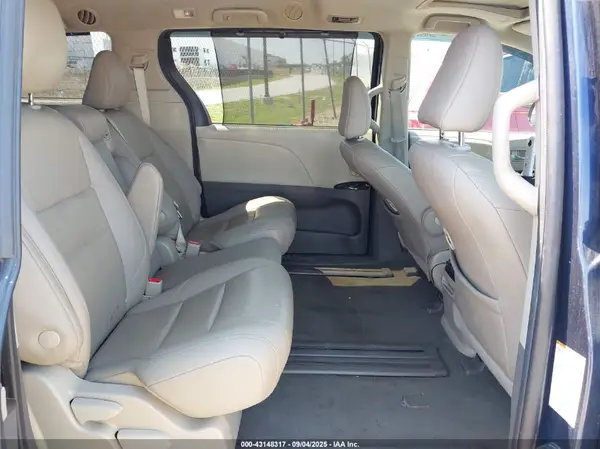5TDYZ3DCXLS038464 2020 TOYOTA SIENNA - Image 8