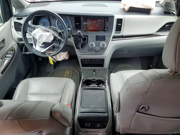 5TDYZ3DCXLS068077 2020 TOYOTA SIENNA - Image 8