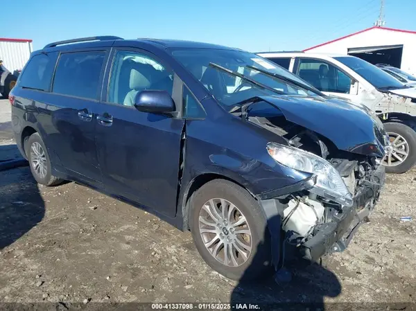 5TDYZ3DCXLS072498 2020 TOYOTA SIENNA - Image 1