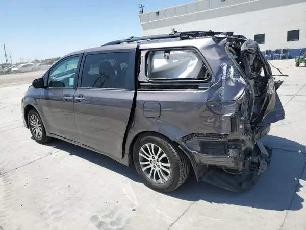 5TDYZ3DCXLS073313 2020 TOYOTA SIENNA - Image 2
