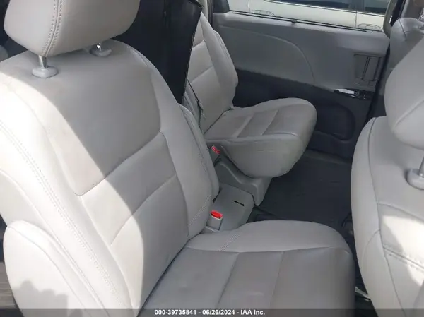 5TDYZ3DCXLS074980 2020 TOYOTA SIENNA - Image 8