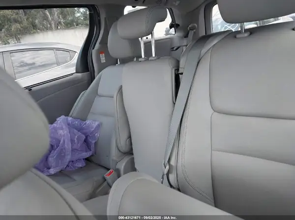 5TDYZ3DCXLS077992 2020 TOYOTA SIENNA - Image 8