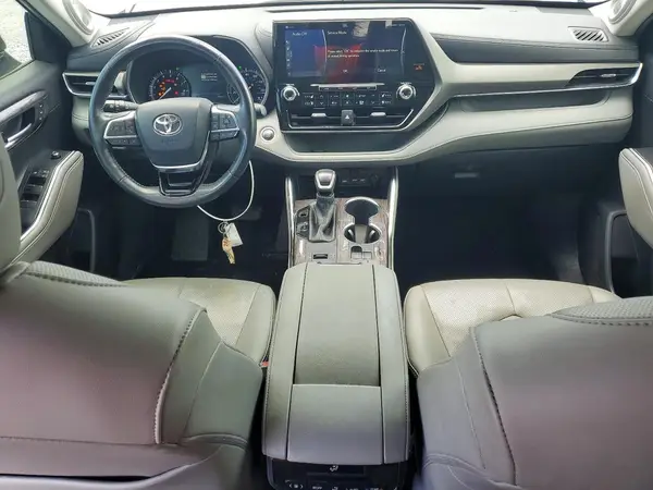 5TDYZRAH0LS010076 2020 TOYOTA HIGHLANDER - Image 8
