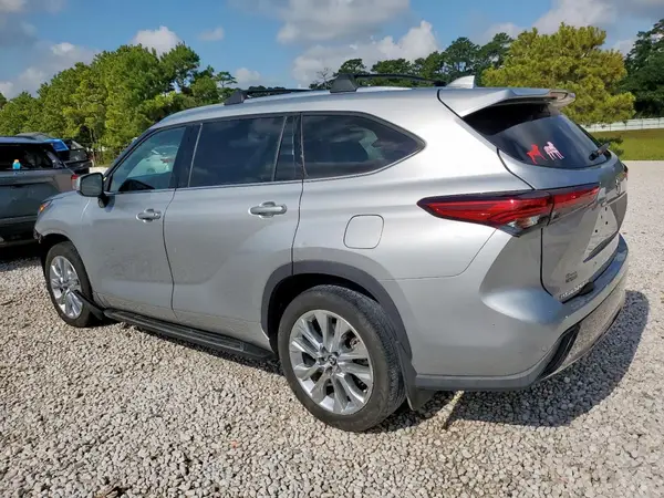 5TDYZRAH0LS011289 2020 TOYOTA HIGHLANDER - Image 2