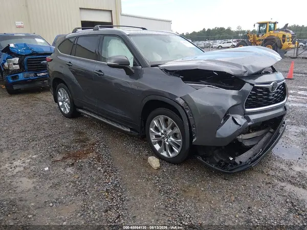 5TDYZRAH0MS070053 2021 TOYOTA HIGHLANDER - Image 1