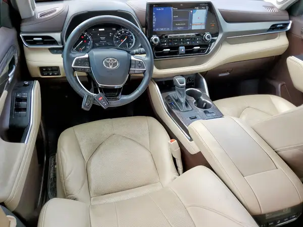 5TDYZRAH0MS523250 2021 TOYOTA HIGHLANDER - Image 8
