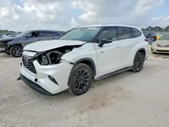 5TDYZRAH0MS526147 2021 TOYOTA HIGHLANDER
