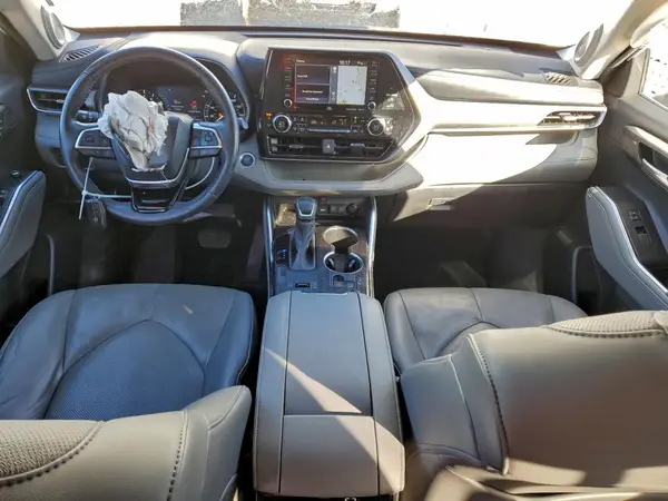5TDYZRAH0MS528853 2021 TOYOTA HIGHLANDER - Image 8