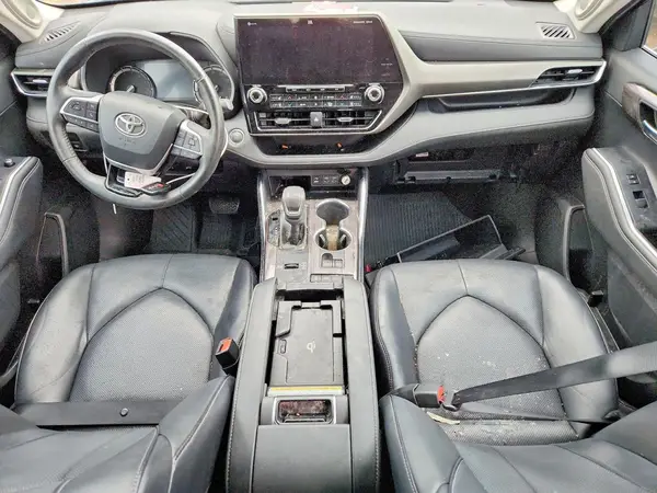 5TDYZRAH0NS102307 2022 TOYOTA HIGHLANDER - Image 8