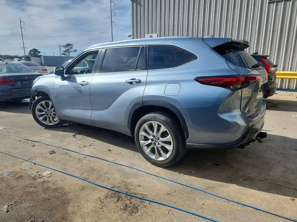 5TDYZRAH1LS026190 2020 TOYOTA HIGHLANDER - Image 2