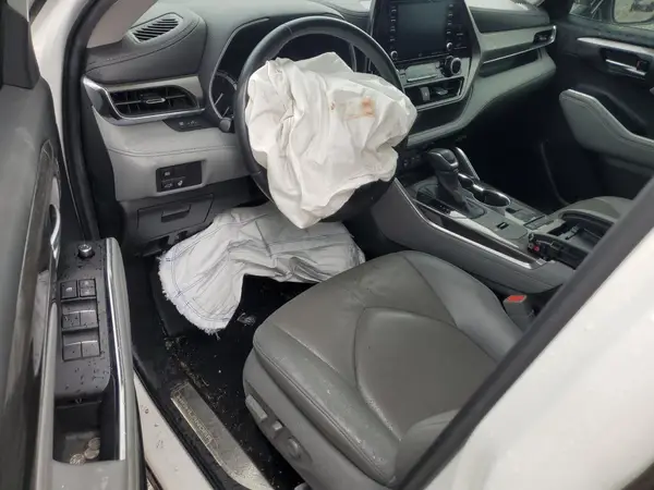 5TDYZRAH1NS117138 2022 TOYOTA HIGHLANDER - Image 8