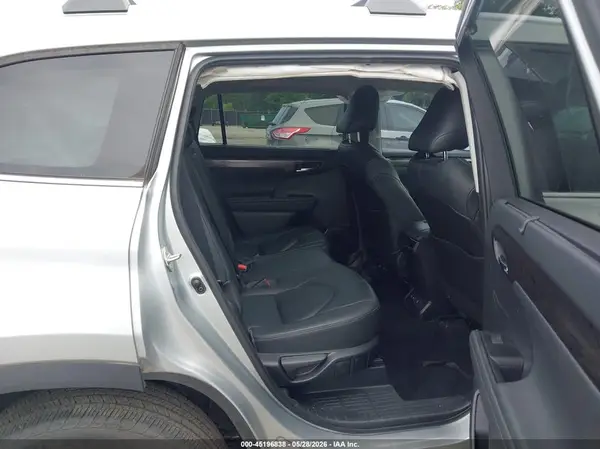 5TDYZRAH2LS022293 2020 TOYOTA HIGHLANDER - Image 8
