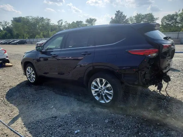 5TDYZRAH2LS023539 2020 TOYOTA HIGHLANDER - Image 2