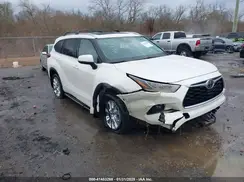 5TDYZRAH2MS522682 2021 TOYOTA HIGHLANDER