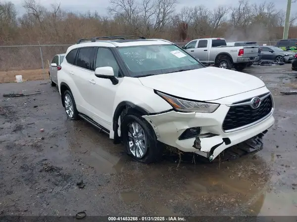 5TDYZRAH2MS522682 2021 TOYOTA HIGHLANDER - Image 1