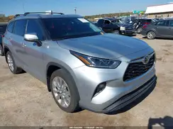 5TDYZRAH2MS528661 2021 TOYOTA HIGHLANDER