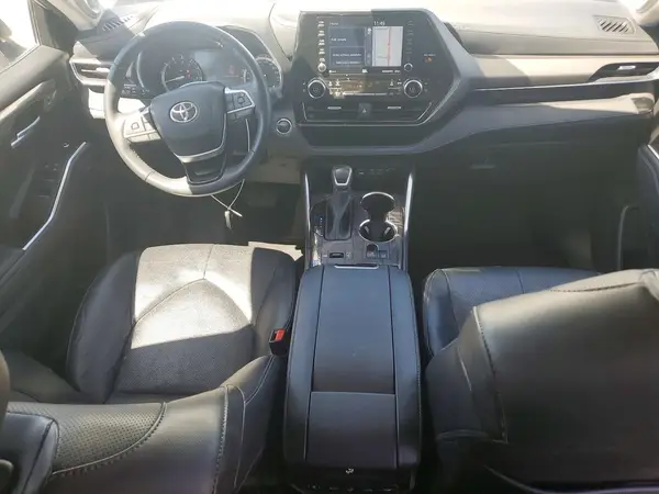 5TDYZRAH2NS100834 2022 TOYOTA HIGHLANDER - Image 8