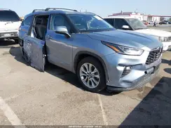 5TDYZRAH2NS126303 2022 TOYOTA HIGHLANDER