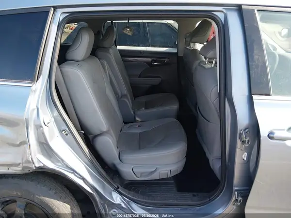 5TDYZRAH2NS126303 2022 TOYOTA HIGHLANDER - Image 8