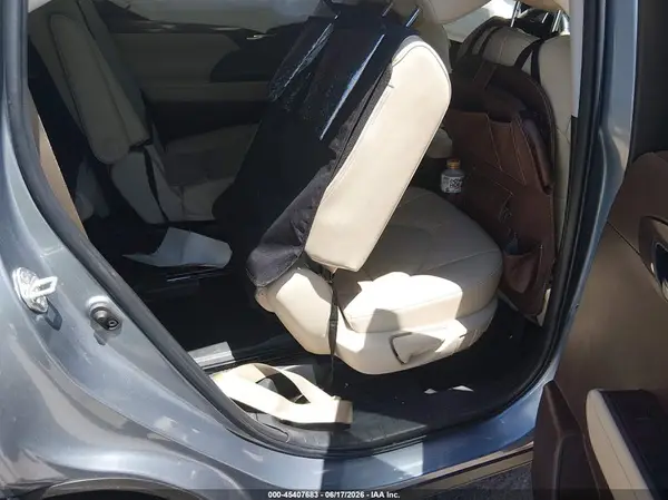 5TDYZRAH2NS129895 2022 TOYOTA HIGHLANDER - Image 8