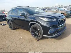 5TDYZRAH3MS034695 2021 TOYOTA HIGHLANDER