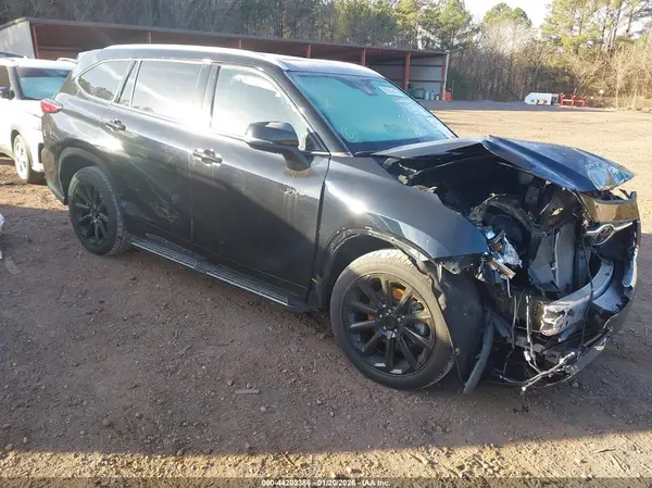 5TDYZRAH3MS526143 2021 TOYOTA HIGHLANDER - Image 1