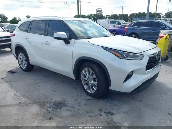 5TDYZRAH3NS105234 2022 TOYOTA HIGHLANDER - Image 1