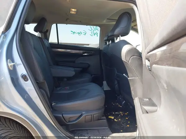 5TDYZRAH4LS012574 2020 TOYOTA HIGHLANDER - Image 8