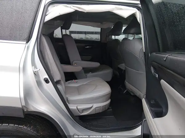 5TDYZRAH4LS020898 2020 TOYOTA HIGHLANDER - Image 8