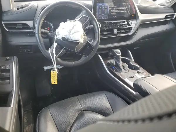 5TDYZRAH4MS090015 2021 TOYOTA HIGHLANDER - Image 8