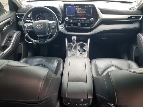 5TDYZRAH5LS004497 2020 TOYOTA HIGHLANDER - Image 8