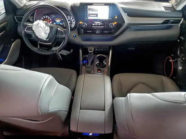 5TDYZRAH5LS030632 2020 TOYOTA HIGHLANDER - Image 8