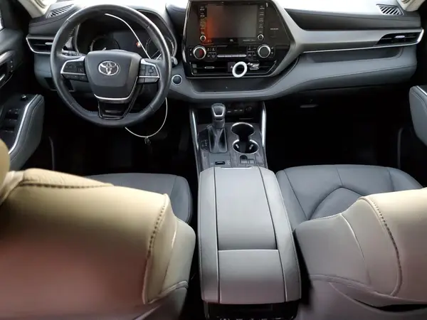 5TDYZRAH5MS515659 2021 TOYOTA HIGHLANDER - Image 8