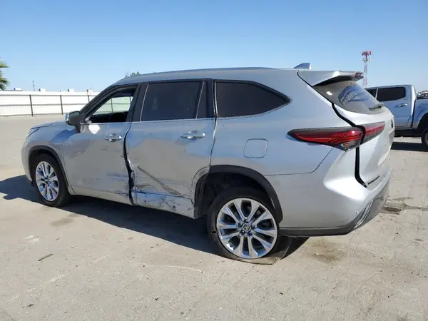 5TDYZRAH5MS518206 2021 TOYOTA HIGHLANDER - Image 2